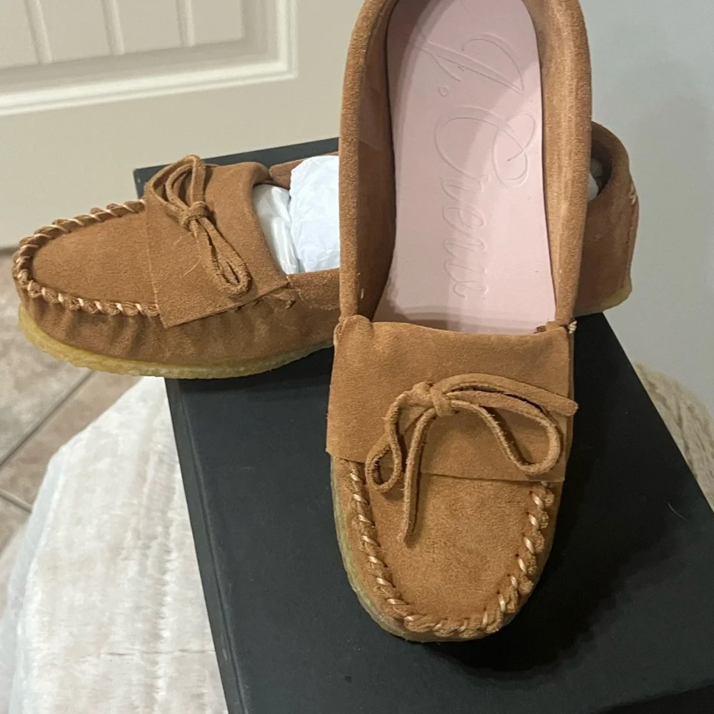 NWT Women’s Brown Suede Loafers- J Crew - Picture 3 of 4